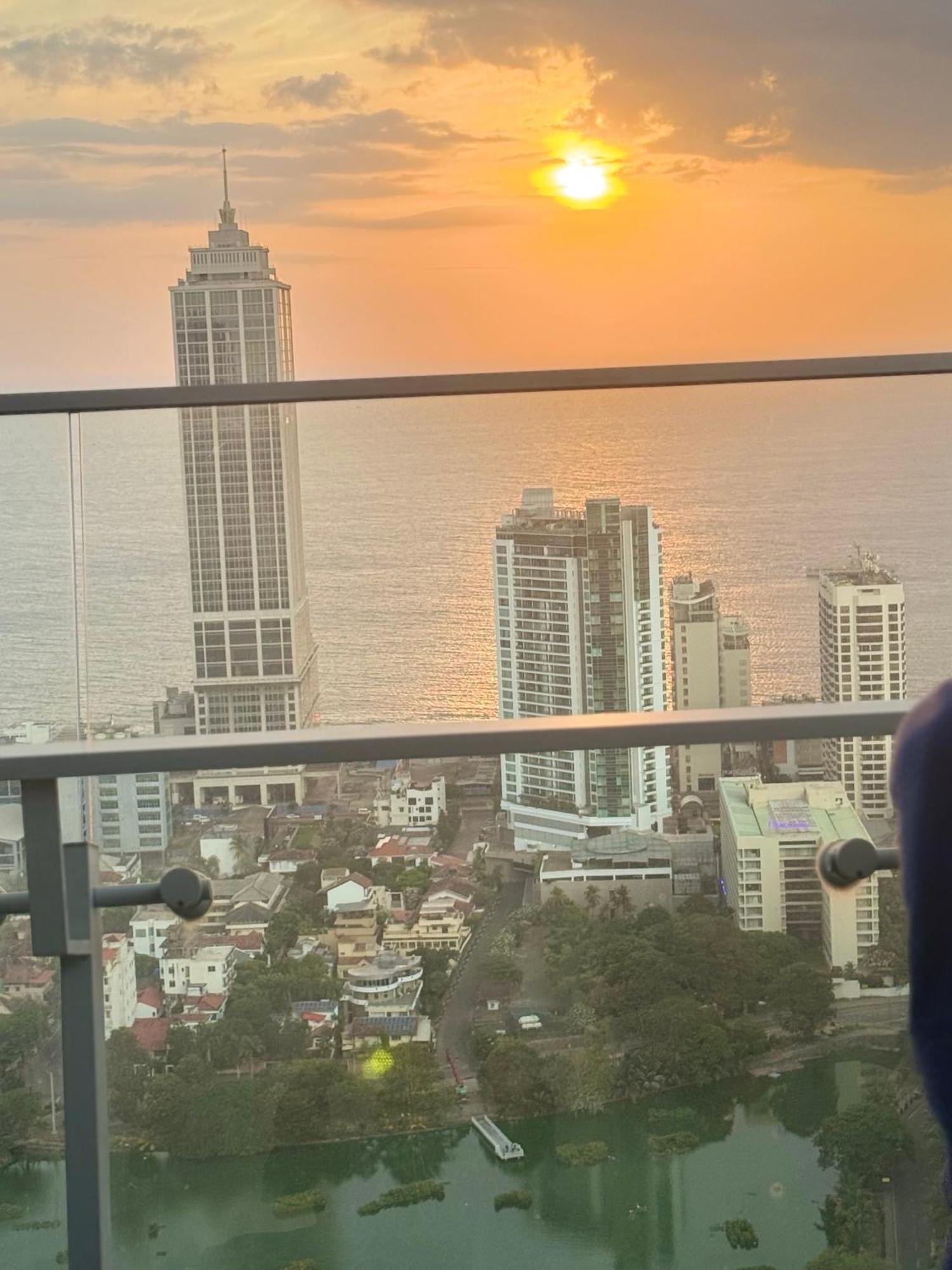 Appartement Altair Luxury Colombo By Miracle Extérieur photo